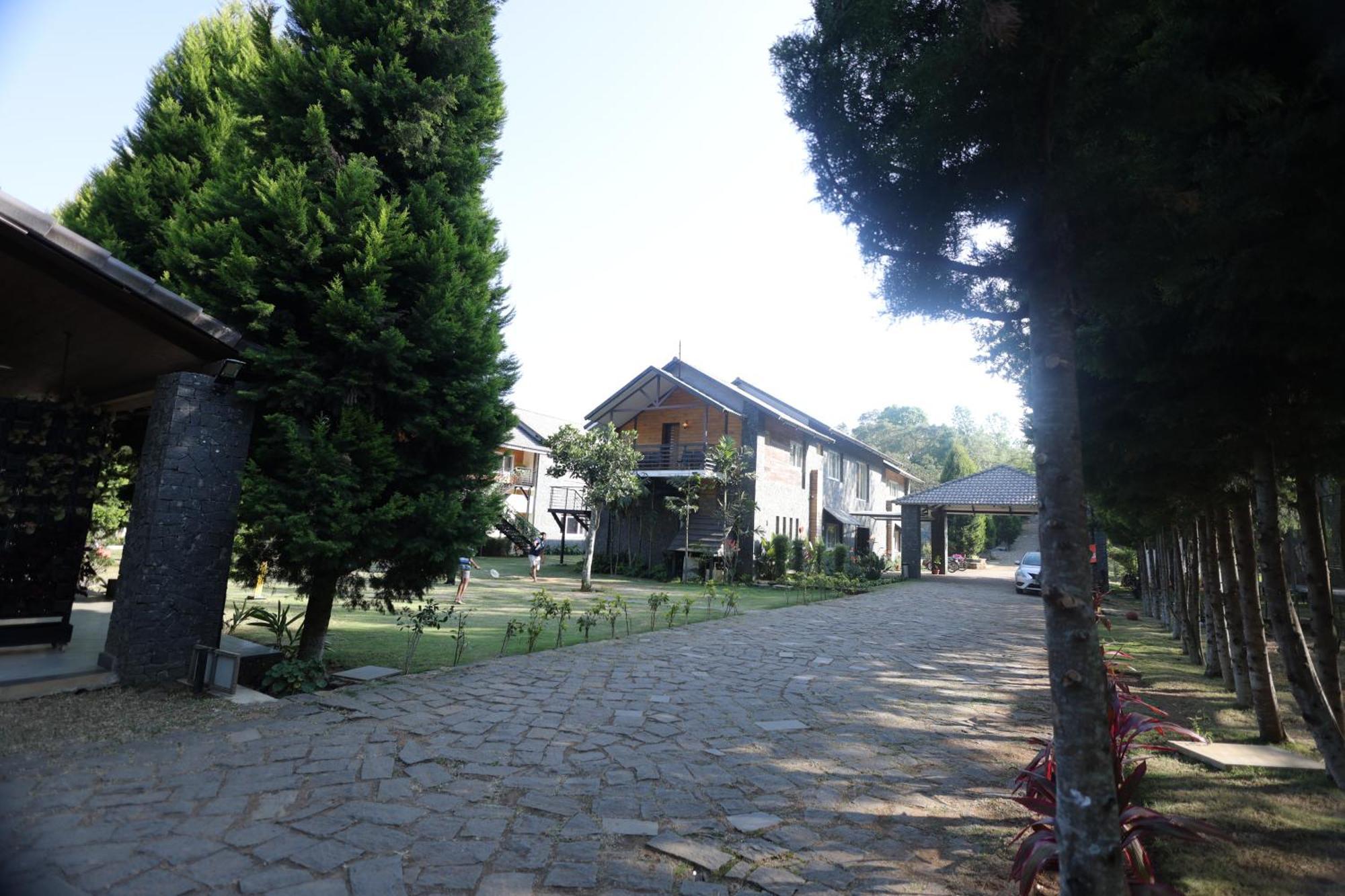 Queens Hotel -Yellow Lake Resorts &Spa -Yercaud Exterior photo